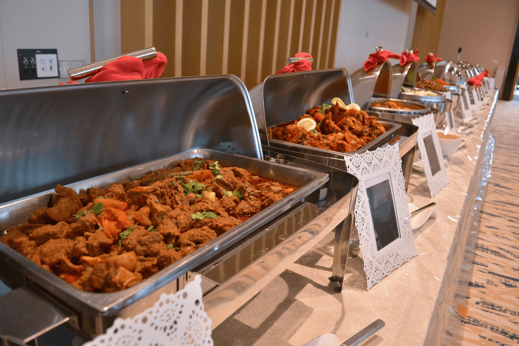 Top 5 Wedding Catering Mistakes and How to Avoid Them